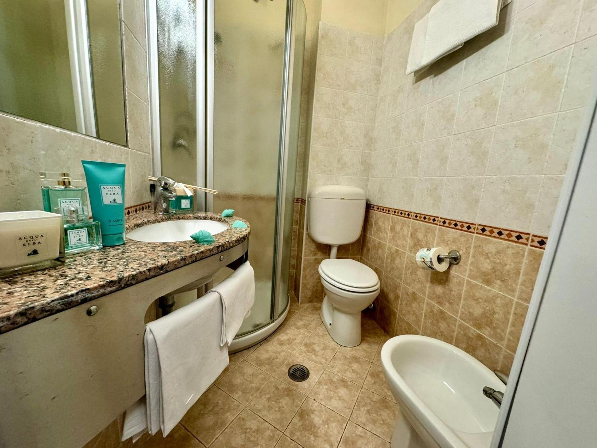 Hotel Fontalleccio プロッキオ エクステリア 写真